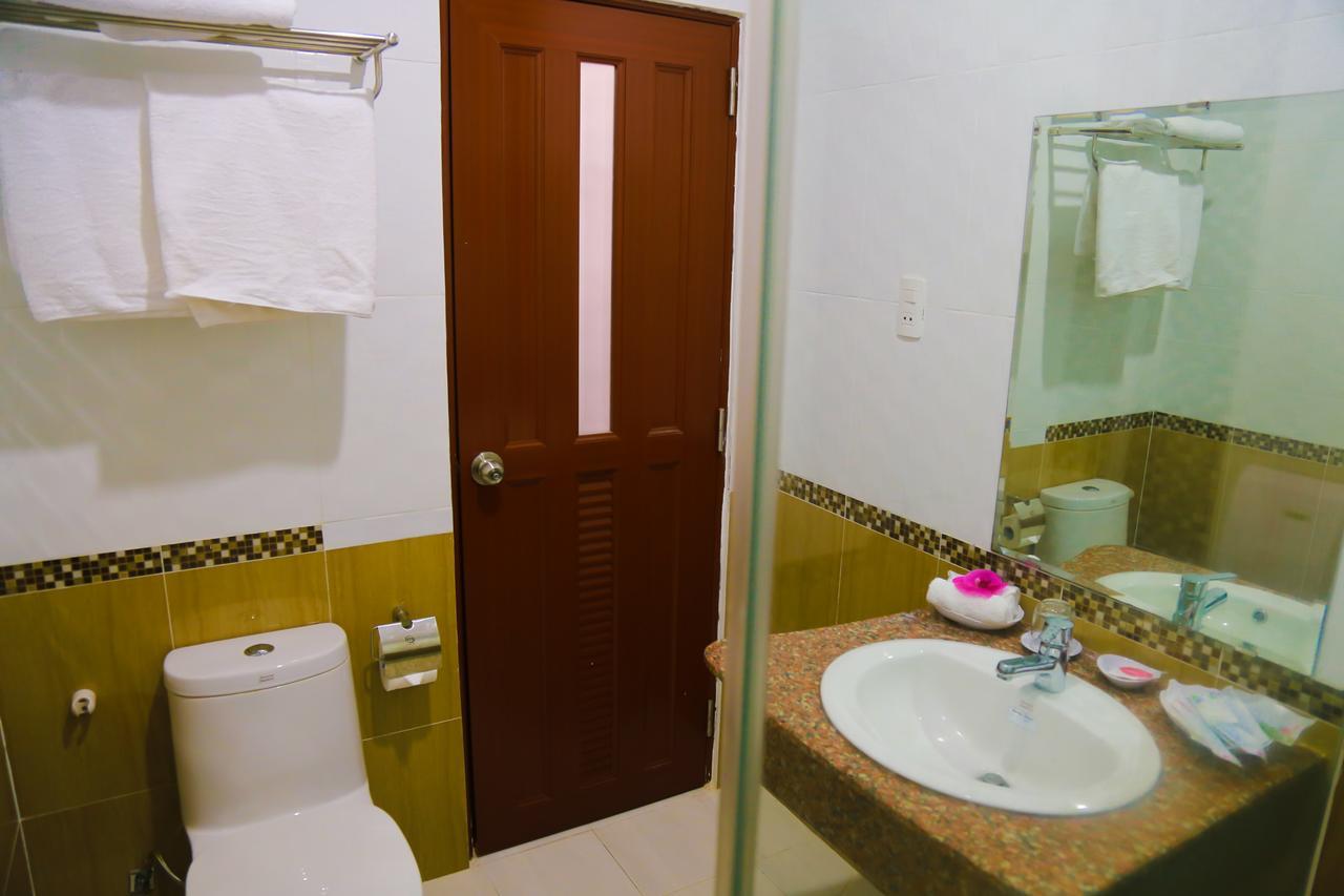 Golden Hotel مدينة هوشي منه المظهر الخارجي الصورة