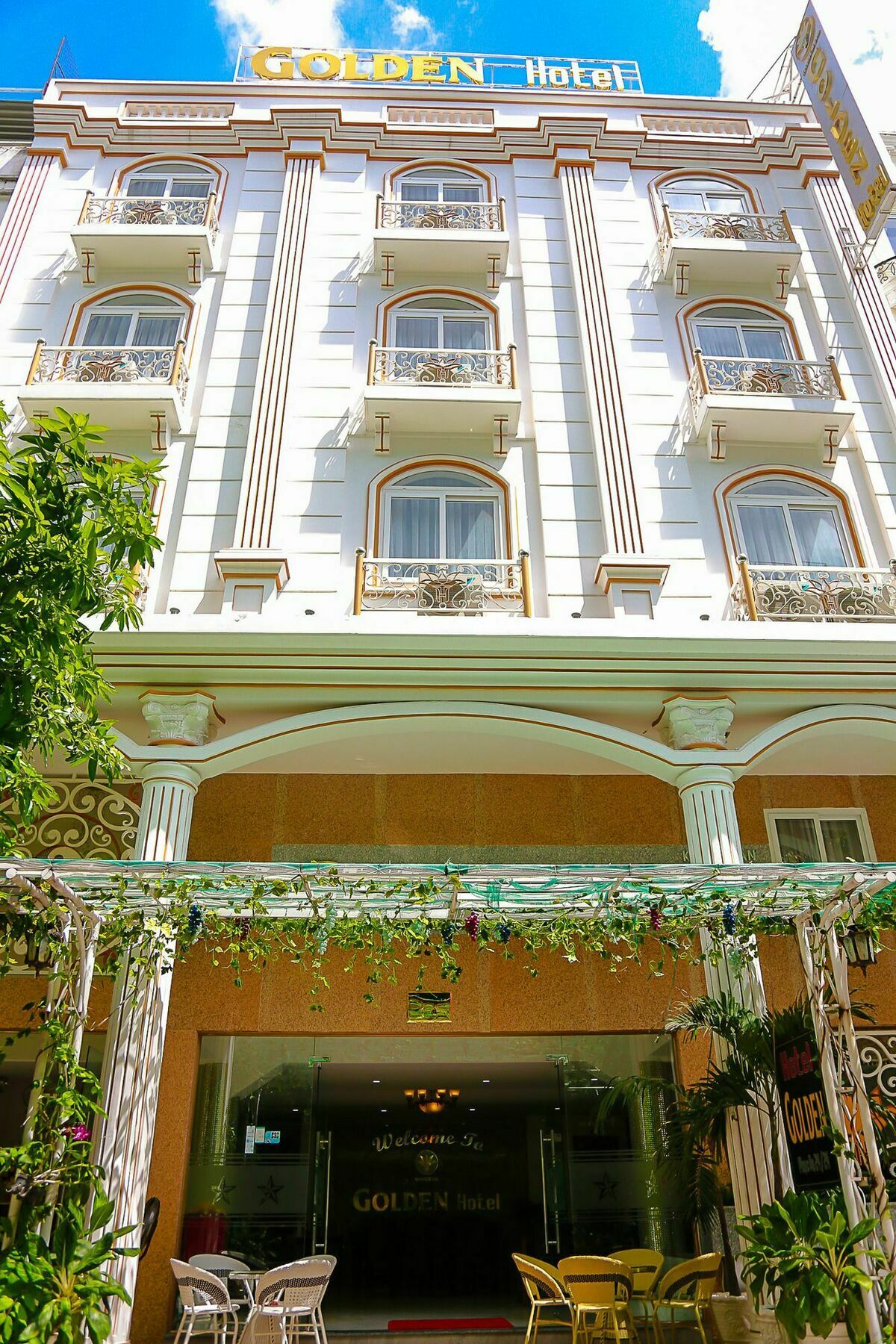 Golden Hotel مدينة هوشي منه المظهر الخارجي الصورة